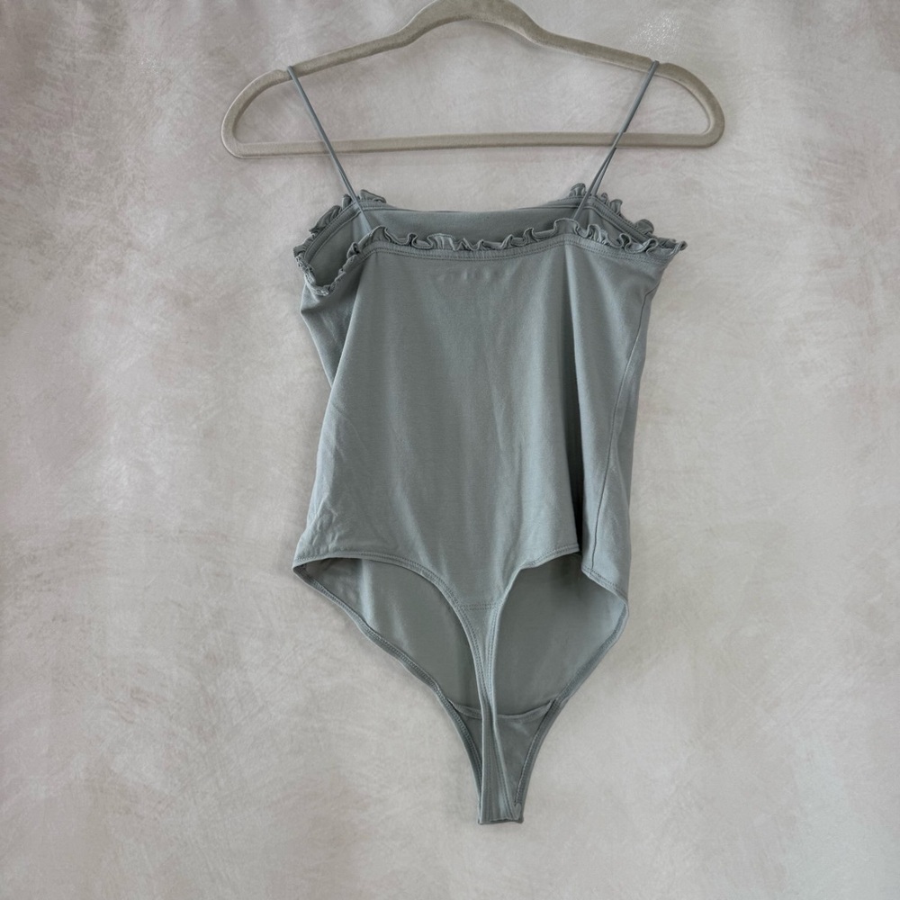Abercrombie Ruffle Sage Green Bodysuit - Picture 4 of 7